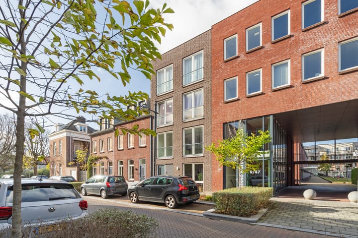 Foto 37 van Menno van Coehoornstraat 9