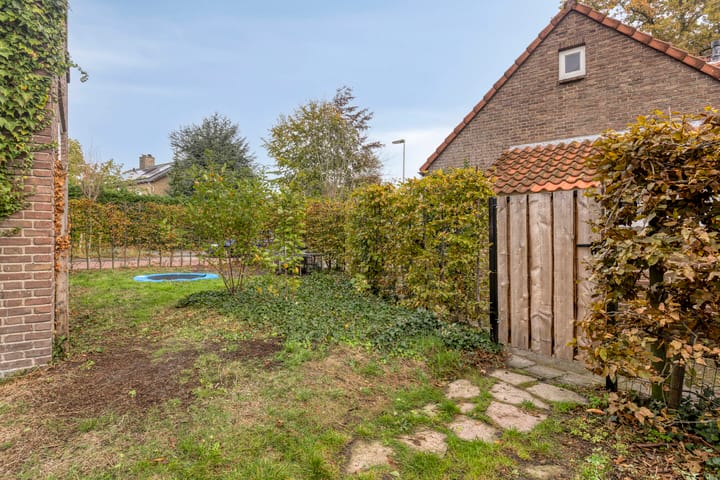 Photo 47 of Canadalaan 52