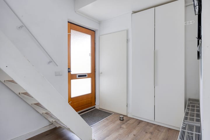 Photo 13 of Kuyperstraat 10