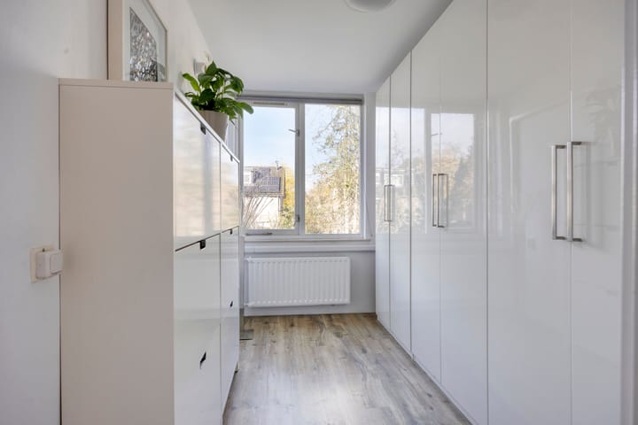 Photo 21 of Kuyperstraat 10