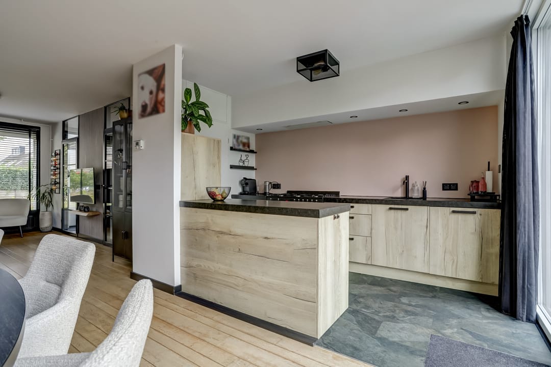 Foto 22 van van Heinsbergstraat 115