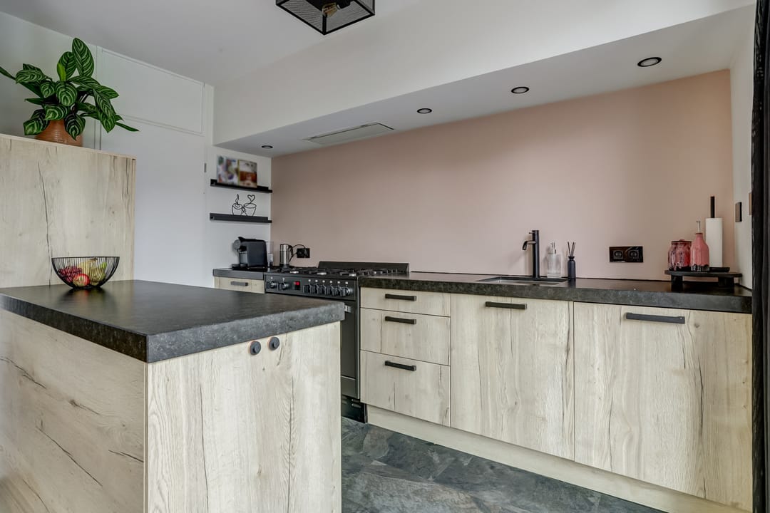 Foto 23 van van Heinsbergstraat 115