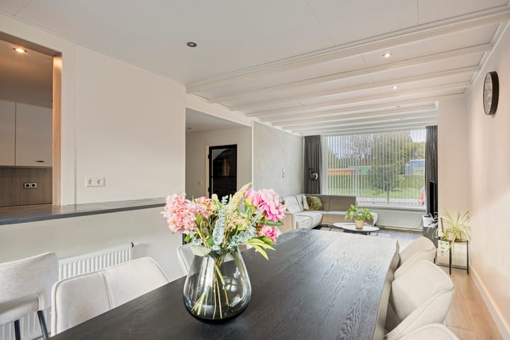 Photo 9 of Rozenstraat 32