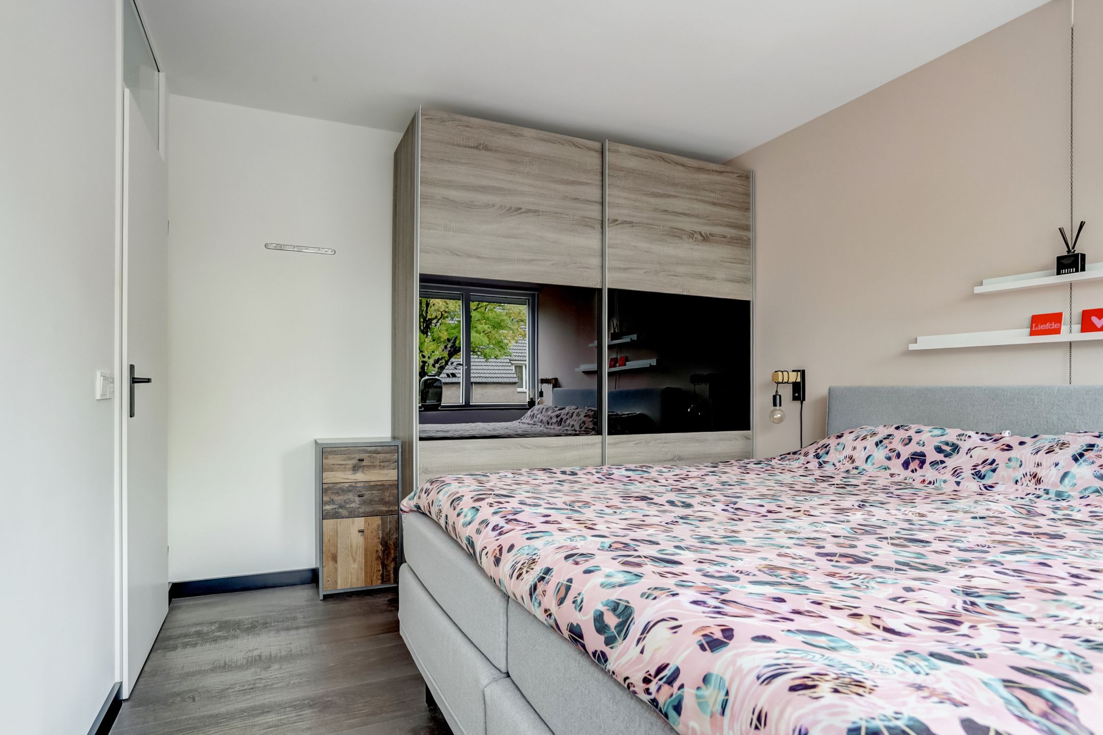 Foto 27 van van Heinsbergstraat 115