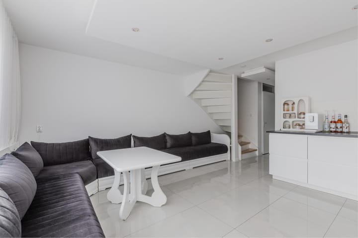 Foto 8 van Pontianakstraat 8