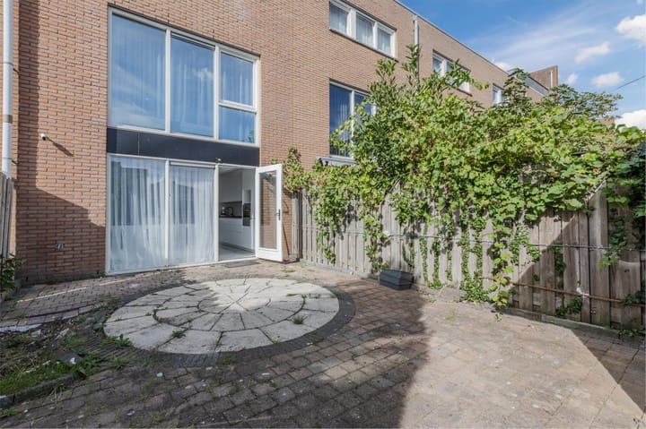 Foto 50 van Pontianakstraat 8