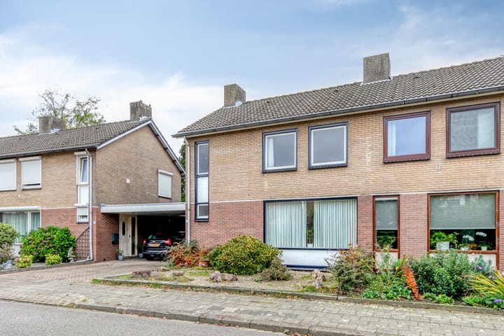 Foto 31 van Oeverbergstraat 57