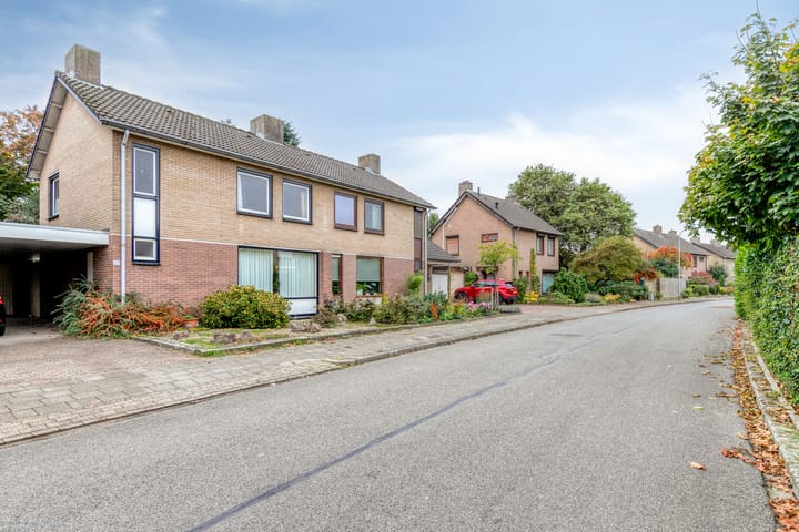 Foto 32 van Oeverbergstraat 57