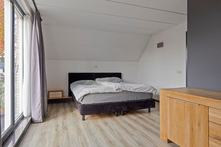 Foto 12 van Poelruiter 57