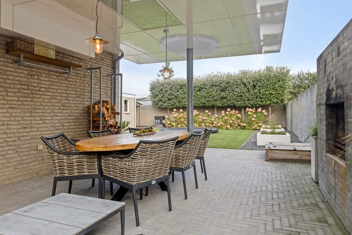 Foto 25 van Poelruiter 57