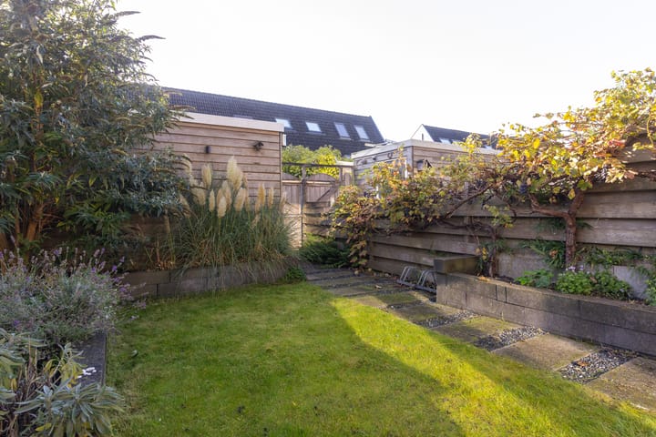 Foto 42 van Van Goghhof 10