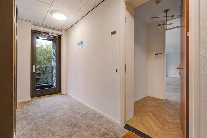 Foto 14 van Escamplaan 880-F