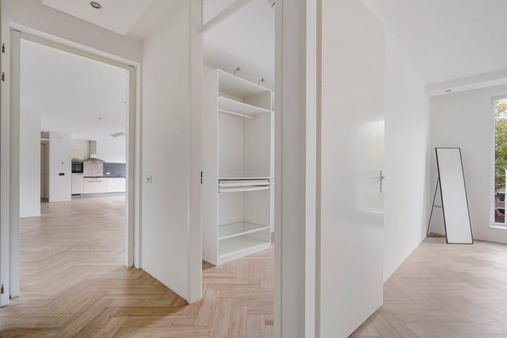 Foto 16 van Escamplaan 880-F