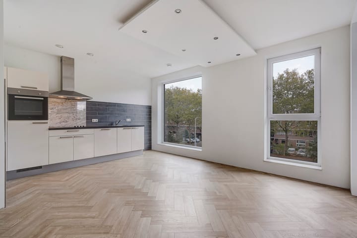 Foto 30 van Escamplaan 880-F