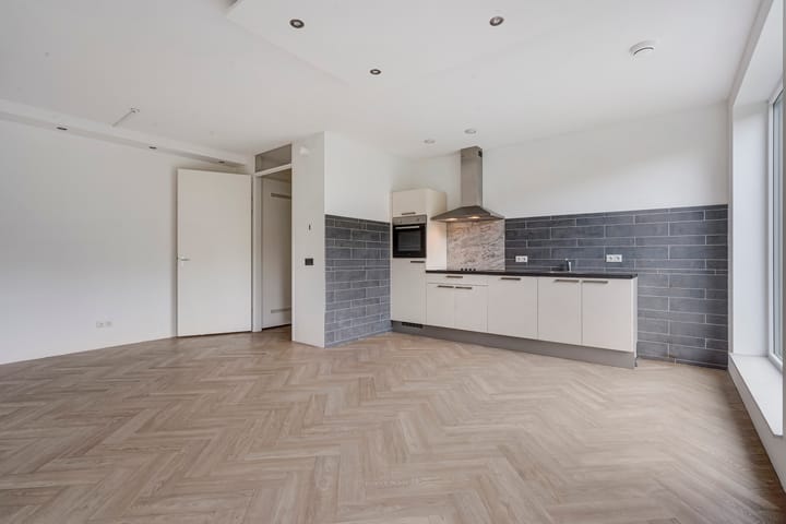 Foto 32 van Escamplaan 880-F