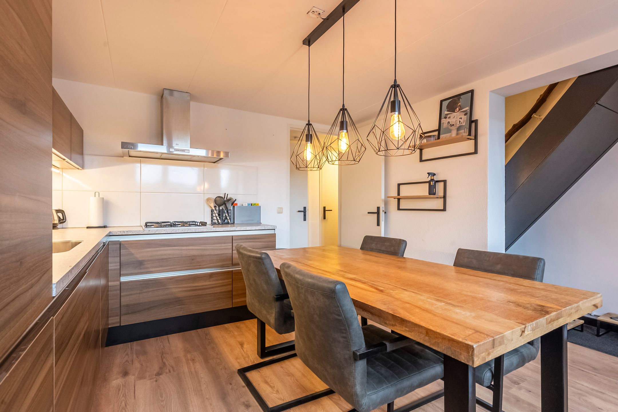 Photo 3 of Zwaluwstraat 8