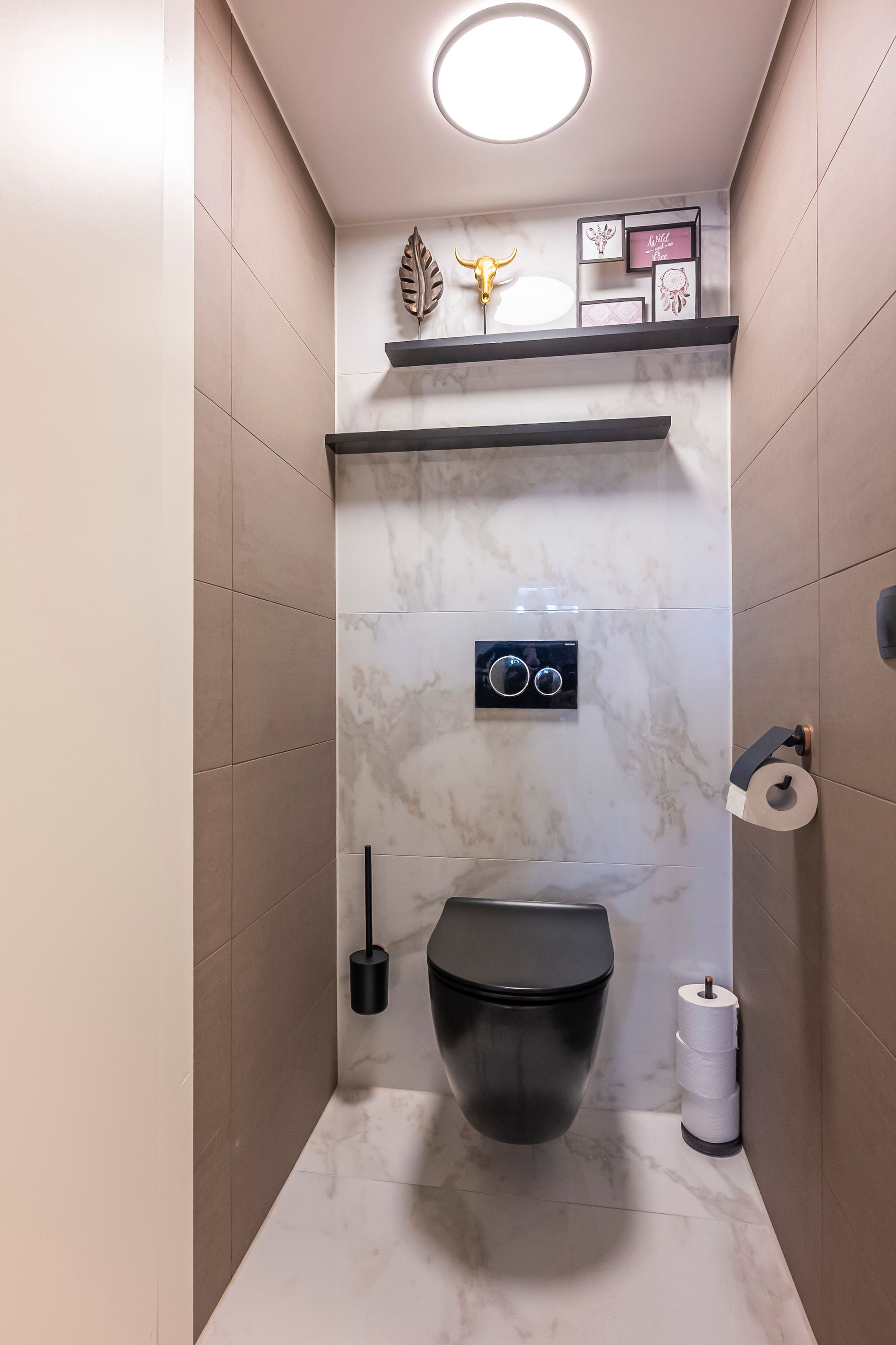 Photo 9 of Zwaluwstraat 8