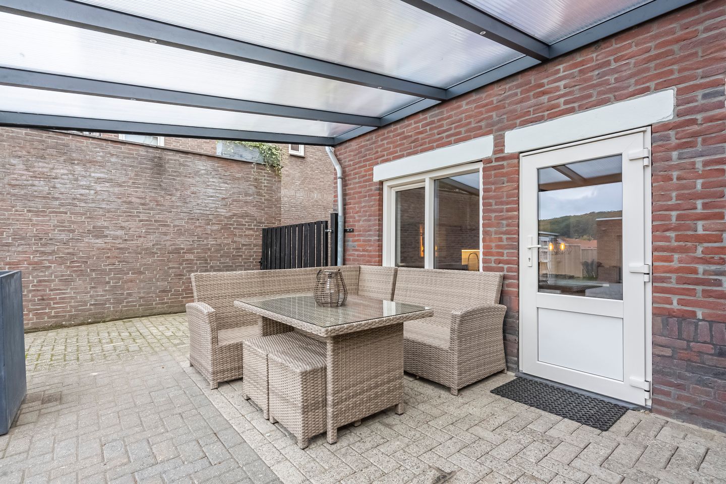 Photo 14 of Zwaluwstraat 8