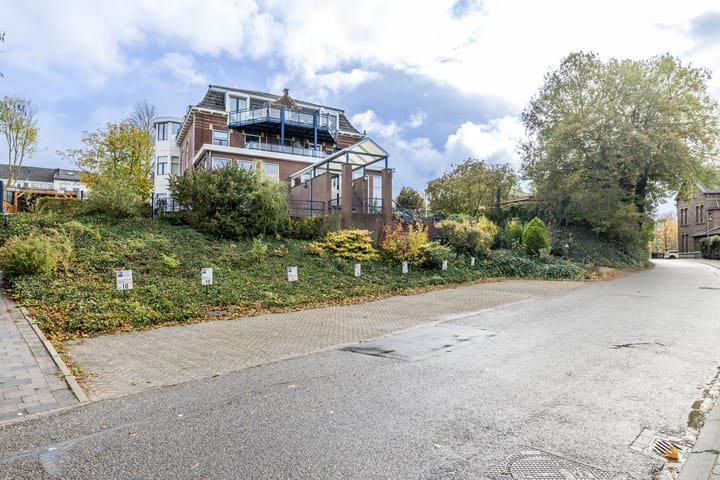 Photo 35 of Kloosterweg 16