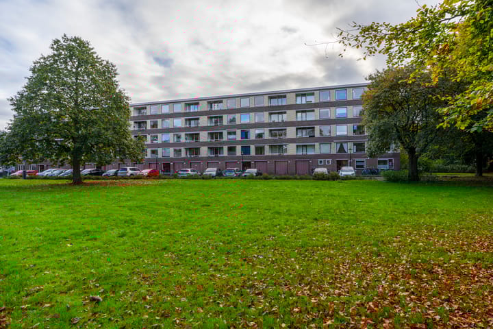 Photo 4 of Deliuslaan 52