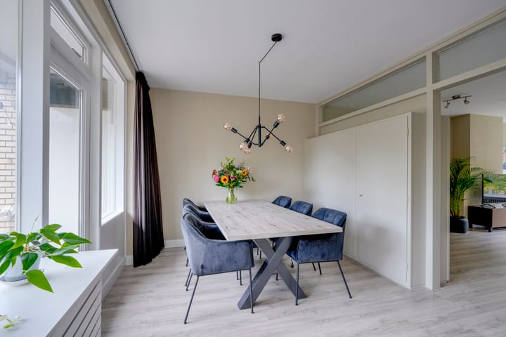 Photo 2 of Deliuslaan 52