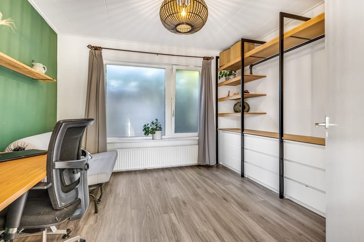 Photo 14 of Schrassertstraat 21