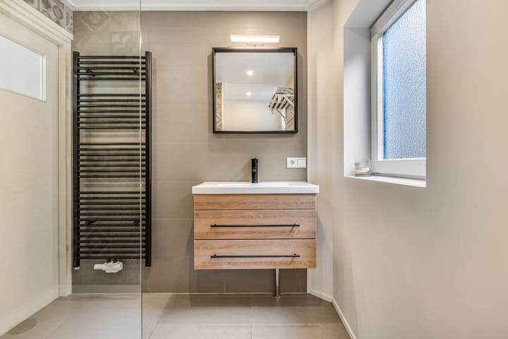 Photo 18 of Schrassertstraat 21