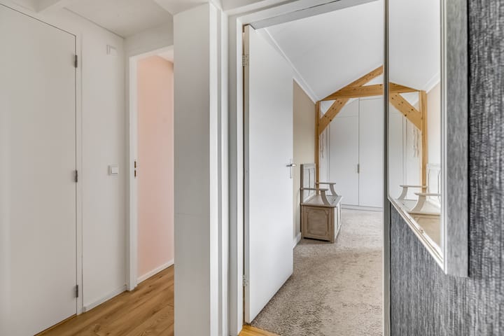 Photo 32 of Schrassertstraat 21