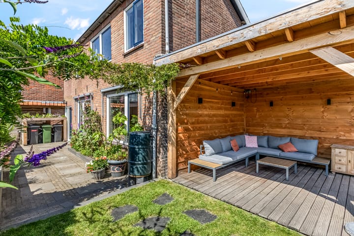 Photo 41 of Schrassertstraat 21