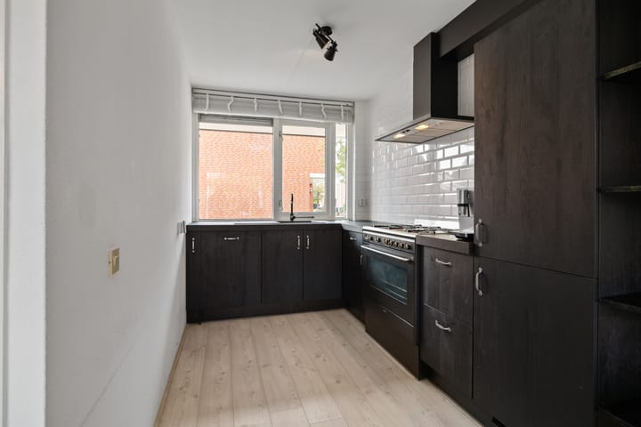 Photo 5 of Doorzwin 3303