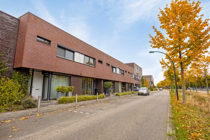 Photo 23 of Landbouwlaan 215