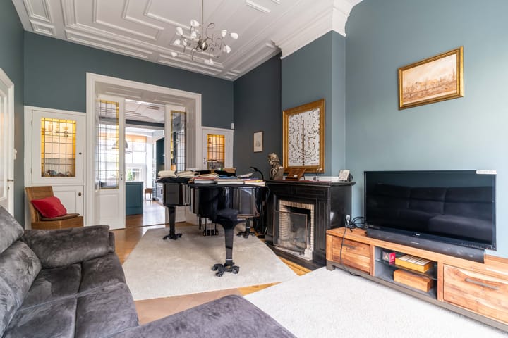 Photo 17 of Nassau Ouwerkerkstraat 8