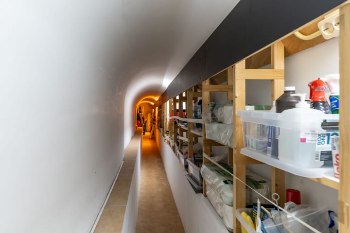 Photo 21 of Nassau Ouwerkerkstraat 8