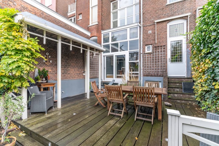 Photo 24 of Nassau Ouwerkerkstraat 8