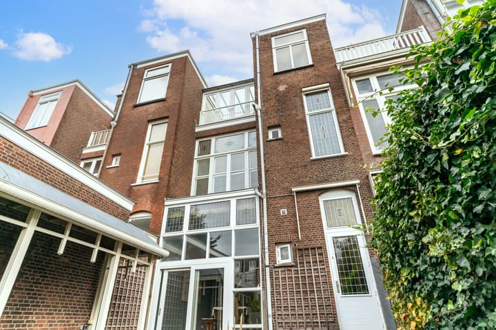 Photo 25 of Nassau Ouwerkerkstraat 8