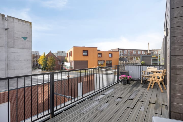 Photo 12 of Marktstraat 17-A