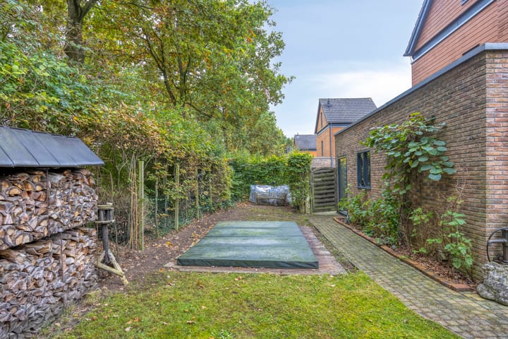 Foto 32 van Bernard Zweersstraat 41