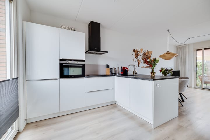 Photo 9 of Narda van Terwisgastraat 13