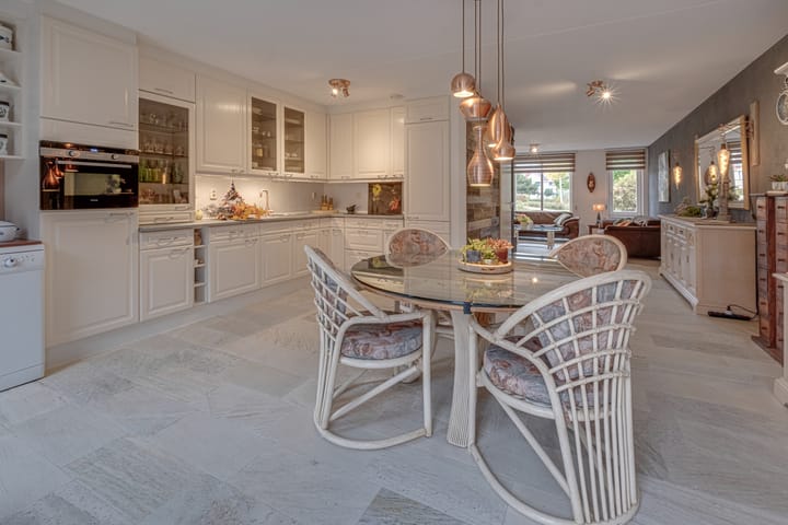 Photo 11 of Haaghuizen 56