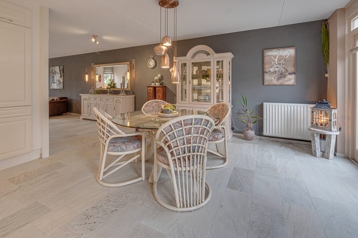 Photo 14 of Haaghuizen 56