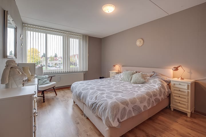 Photo 18 of Haaghuizen 56