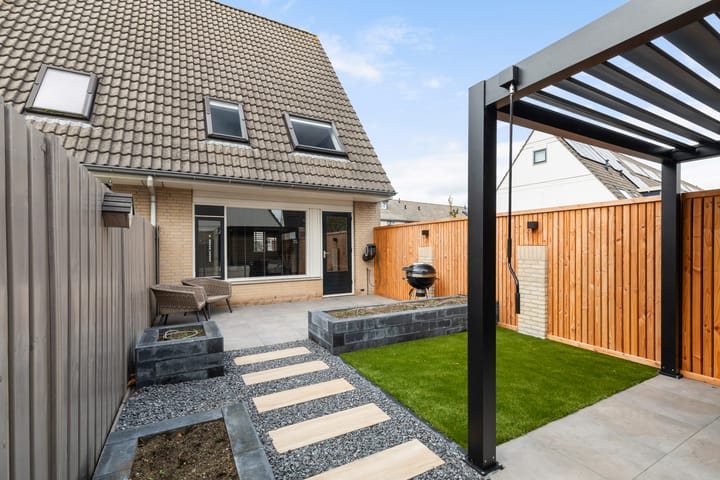 Foto 5 van Rietveld-erf 19