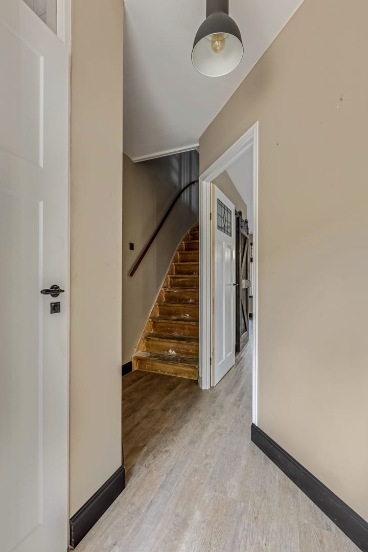 Photo 11 of Ferdinand Bolstraat 35