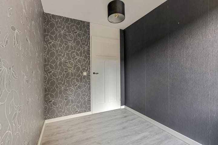 Photo 18 of Ferdinand Bolstraat 35