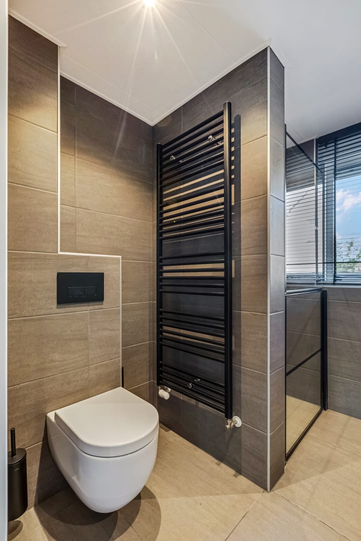 Photo 20 of Ferdinand Bolstraat 35