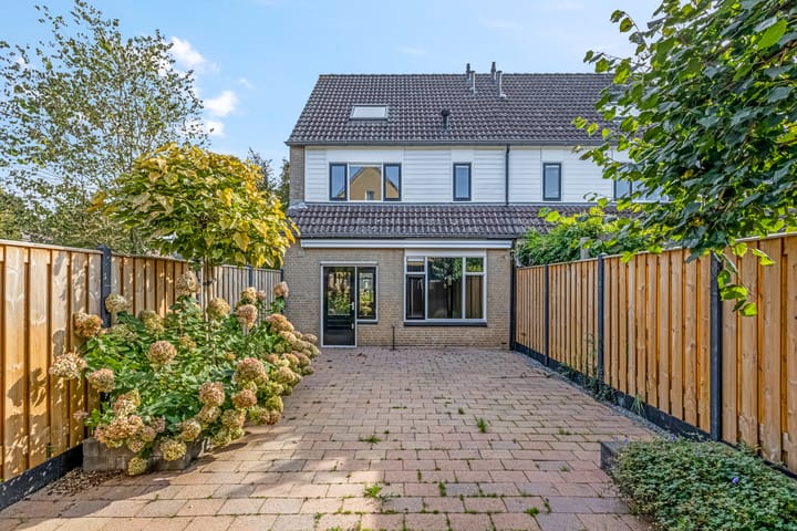 Photo 28 of Ferdinand Bolstraat 35