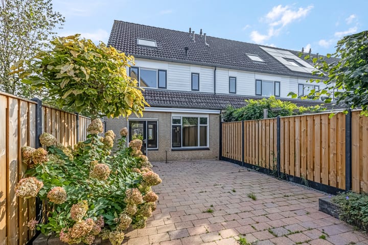 Photo 30 of Ferdinand Bolstraat 35