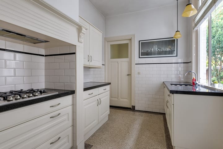 Photo 20 of Haagweg 379