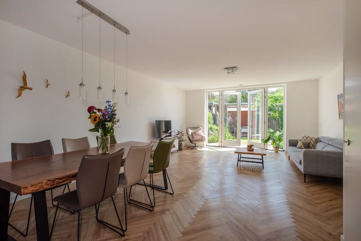 Foto 2 van Oleander 58