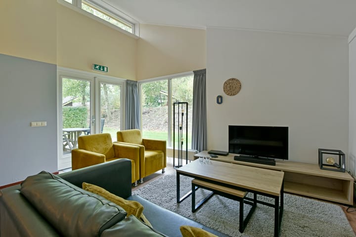 Foto 5 van Zwembadweg 1-119